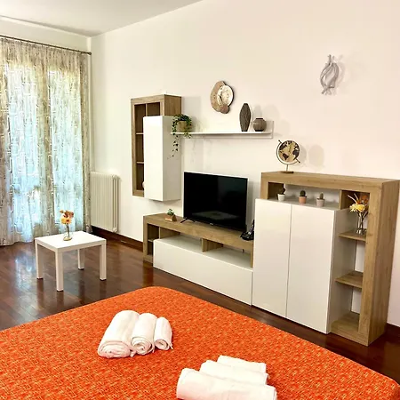 Апартаменты Art Loft San Domenico - 2 Minuti A Piedi Centro Citta Con Ac E Wifi *
