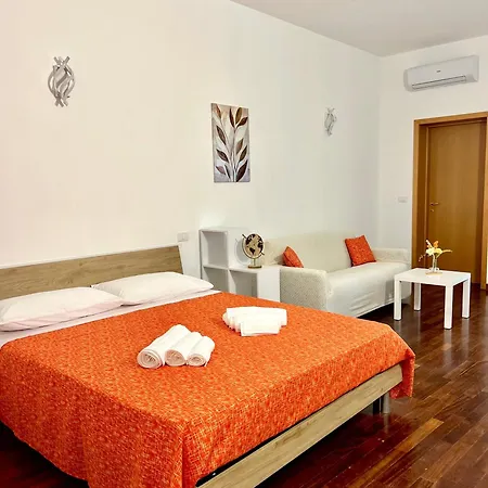Art Loft San Domenico - 2 Minuti A Piedi Centro Citta Con Ac E Wifi
